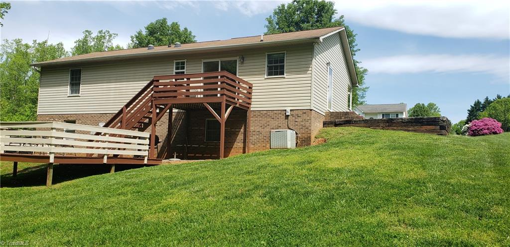 1185 Capella Ridge Road King, NC 27021 - Photo 20 of 24