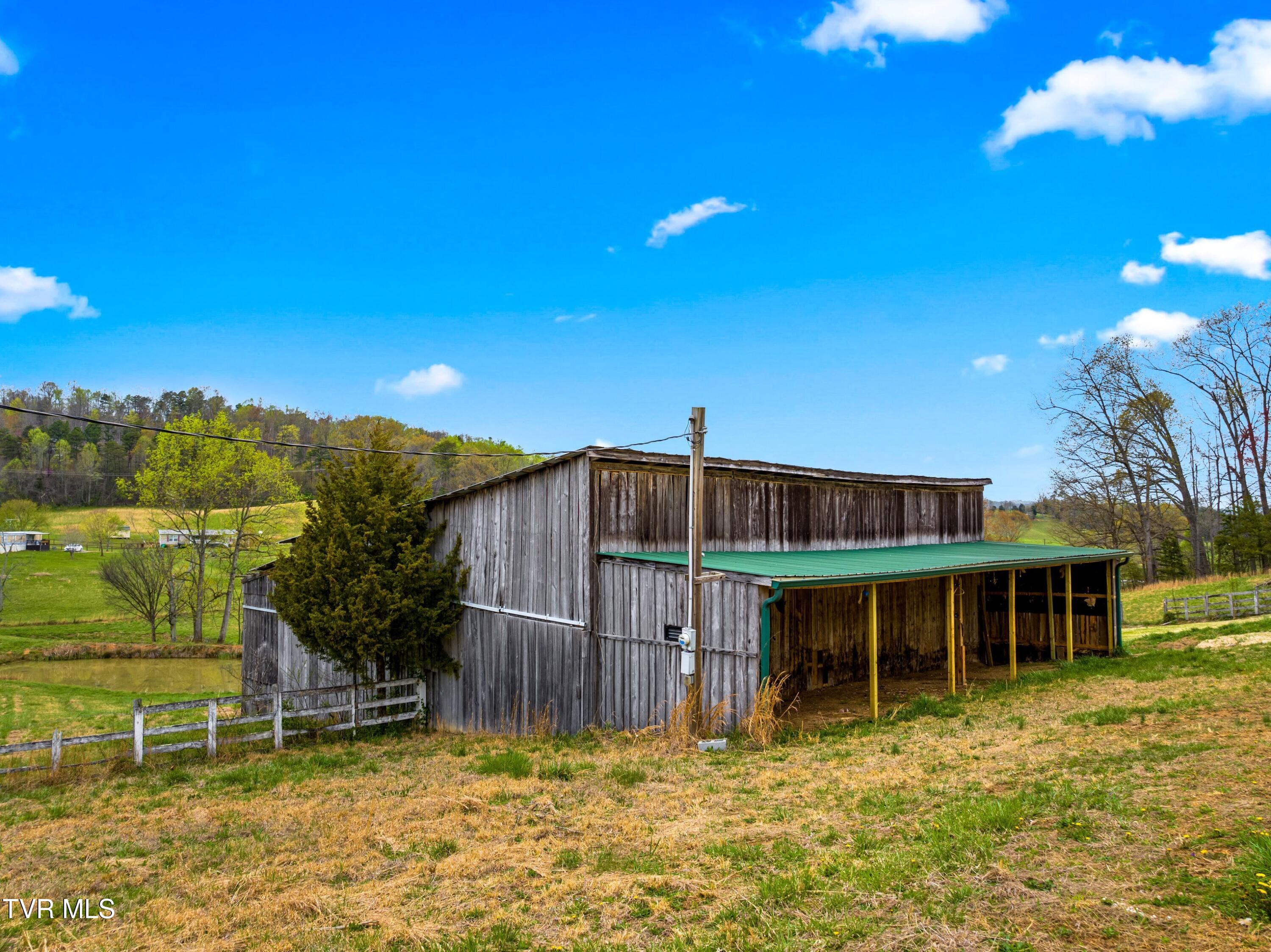 174 Grassy Valley Road Whitesburg, TN 37891 - Photo 16 of 44 031-174GrassyValleyRoad-Whitesburg-TN-37