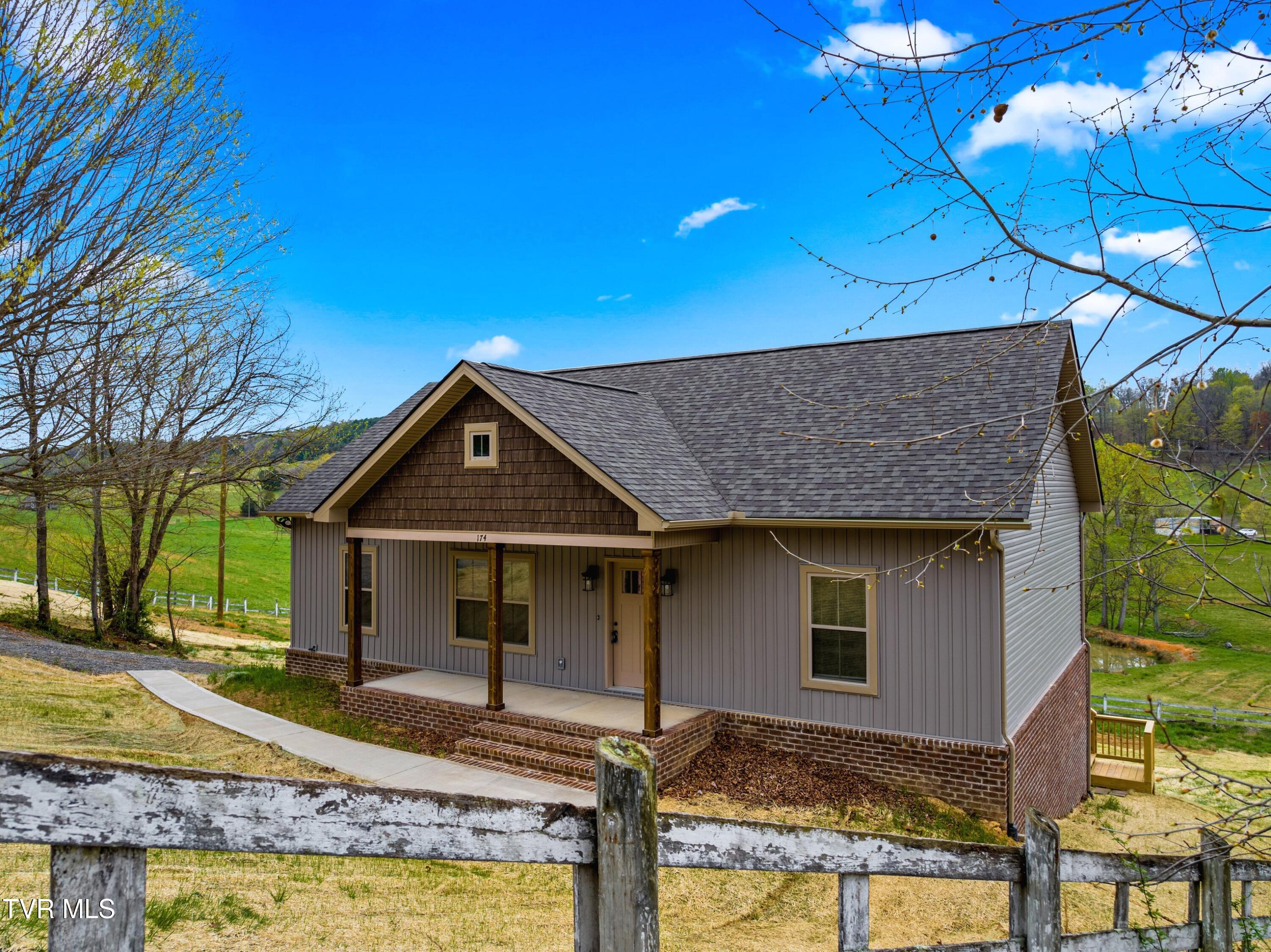 174 Grassy Valley Road Whitesburg, TN 37891 - Photo 2 of 44 002-174GrassyValleyRoad-Whitesburg-TN-37