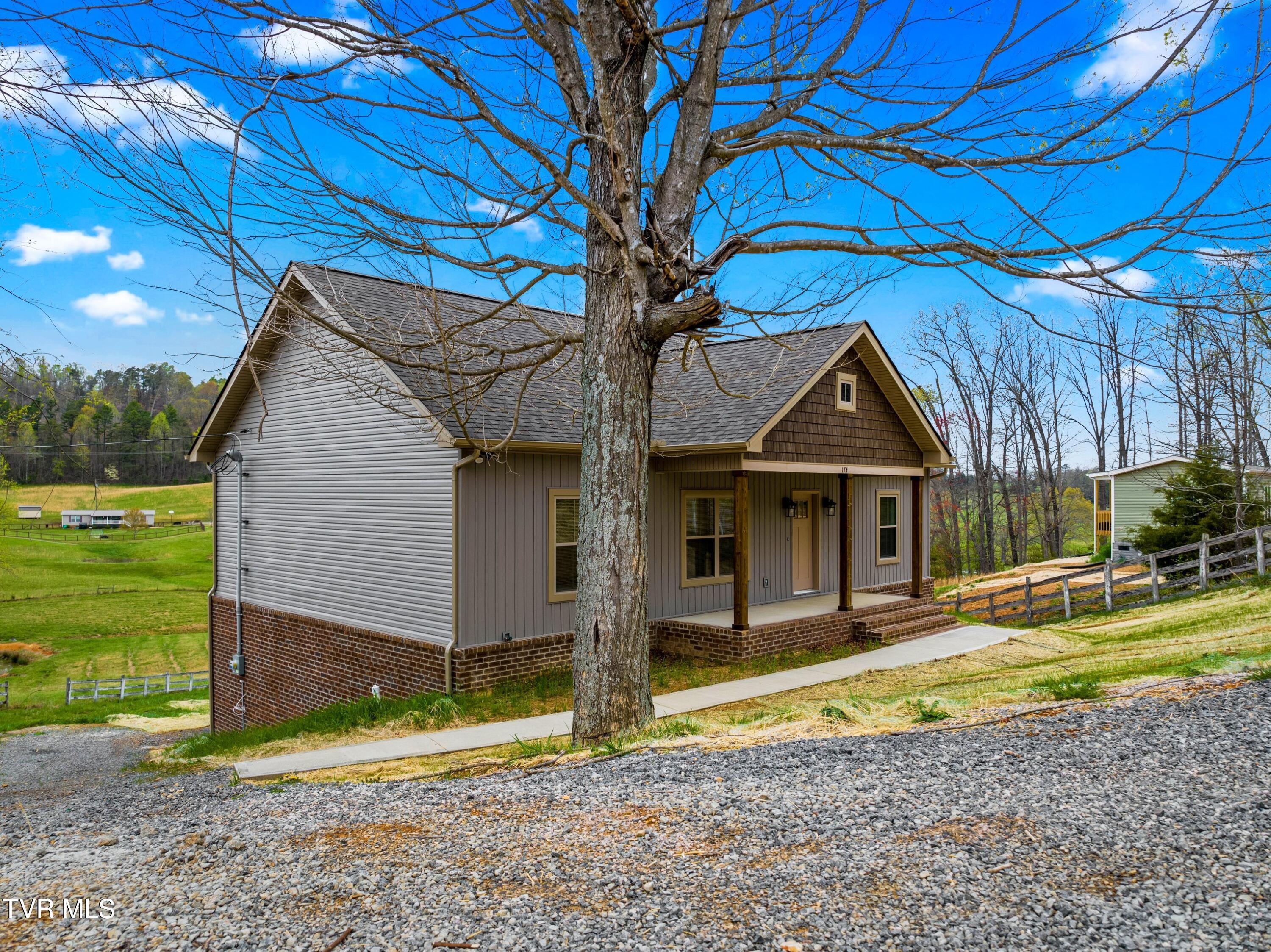 174 Grassy Valley Road Whitesburg, TN 37891 - Photo 3 of 44 003-174GrassyValleyRoad-Whitesburg-TN-37