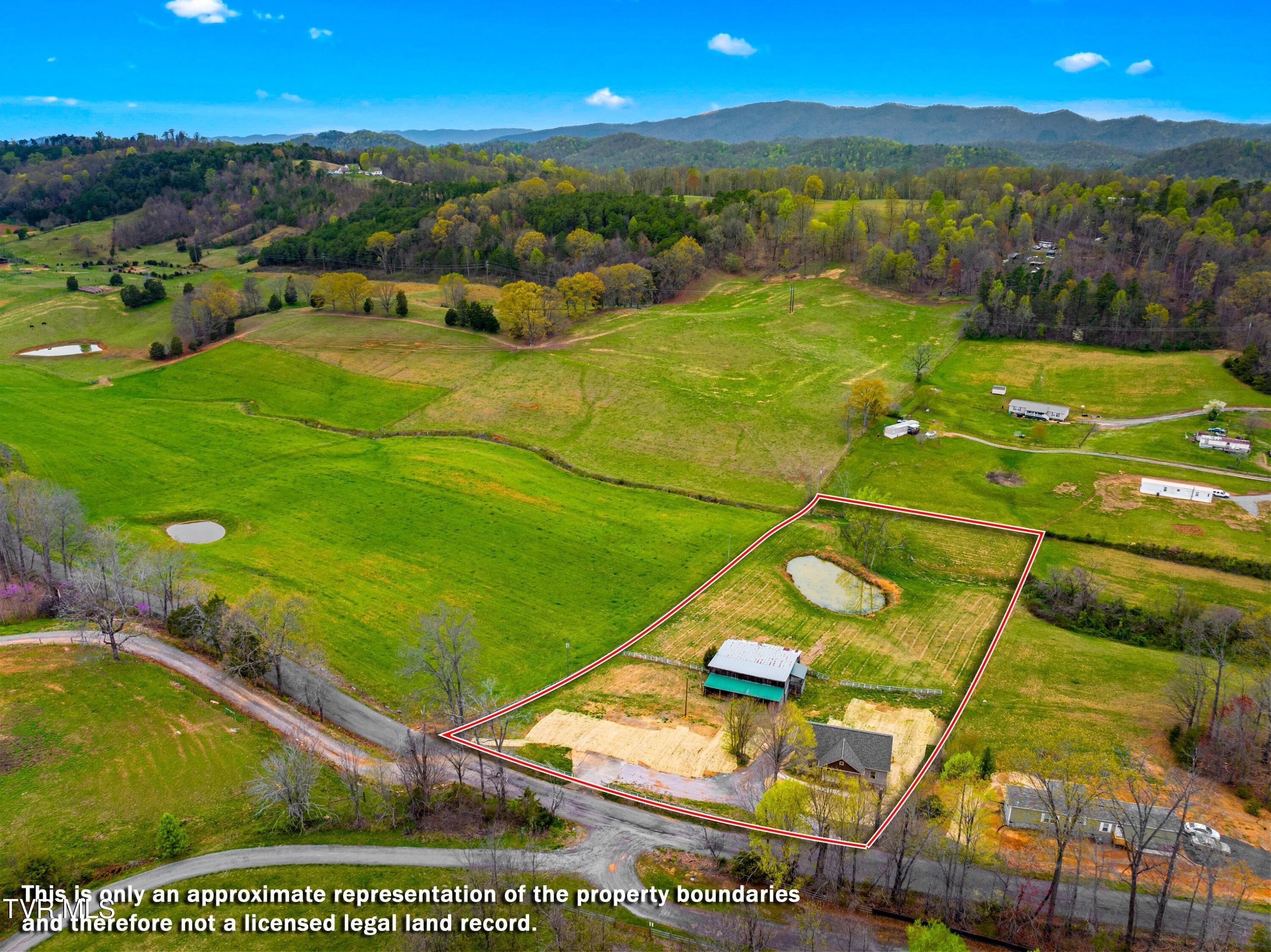 174 Grassy Valley Road Whitesburg, TN 37891 - Photo 9 of 44 006-174GrassyValleyRoad-Whitesburg-TN-37