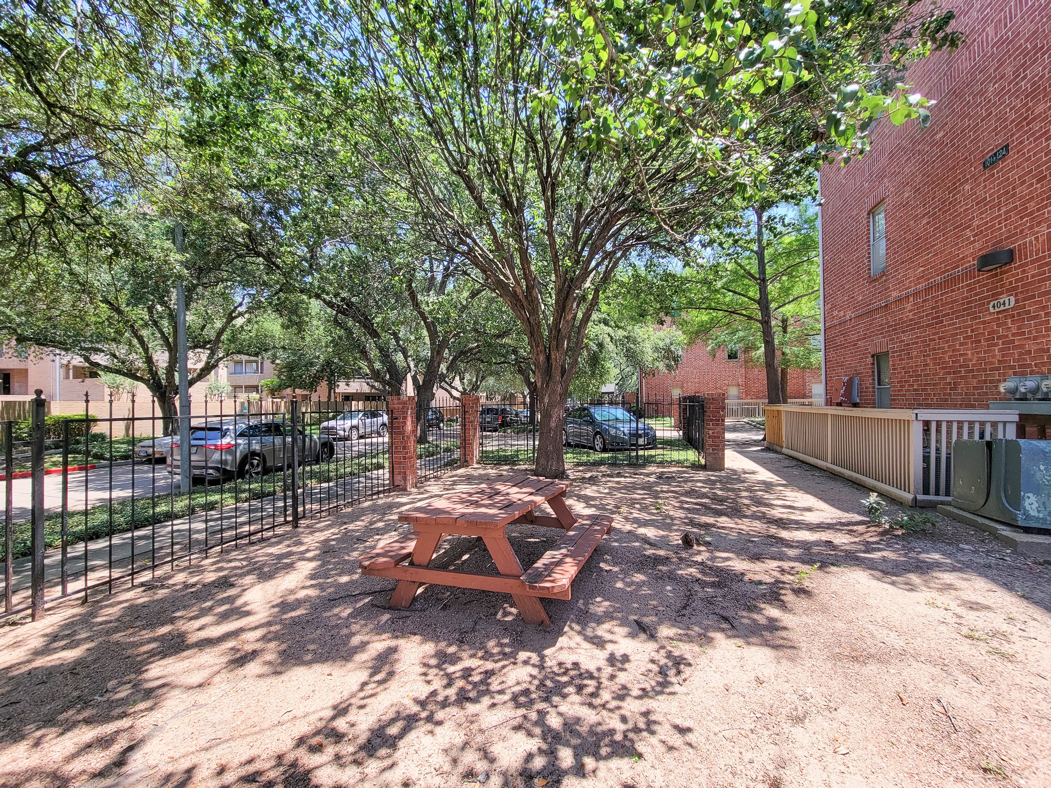 4041 Drake Street, Unit 116 Houston, TX 77005 - Photo 24 of 27 a view of a park with large trees