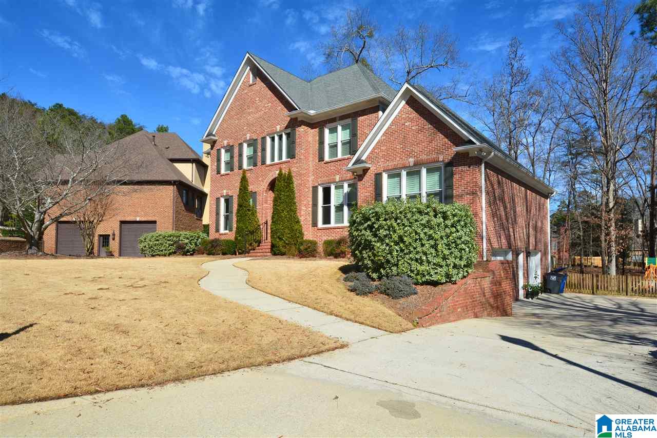 4037 Milner Way Hoover, AL 35242 - Photo 2 of 48