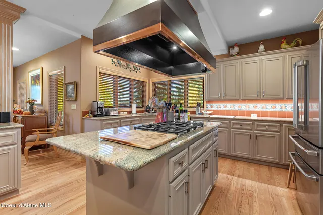 $1,195,000 | 2992 Lake Forest Drive, Hayden Lake, ID 83835