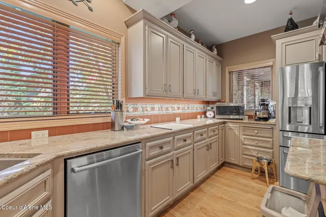 $1,195,000 | 2992 Lake Forest Drive, Hayden Lake, ID 83835