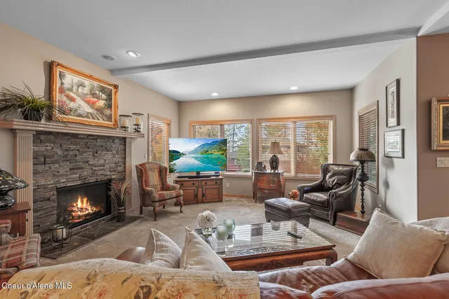 $1,195,000 | 2992 Lake Forest Drive, Hayden Lake, ID 83835