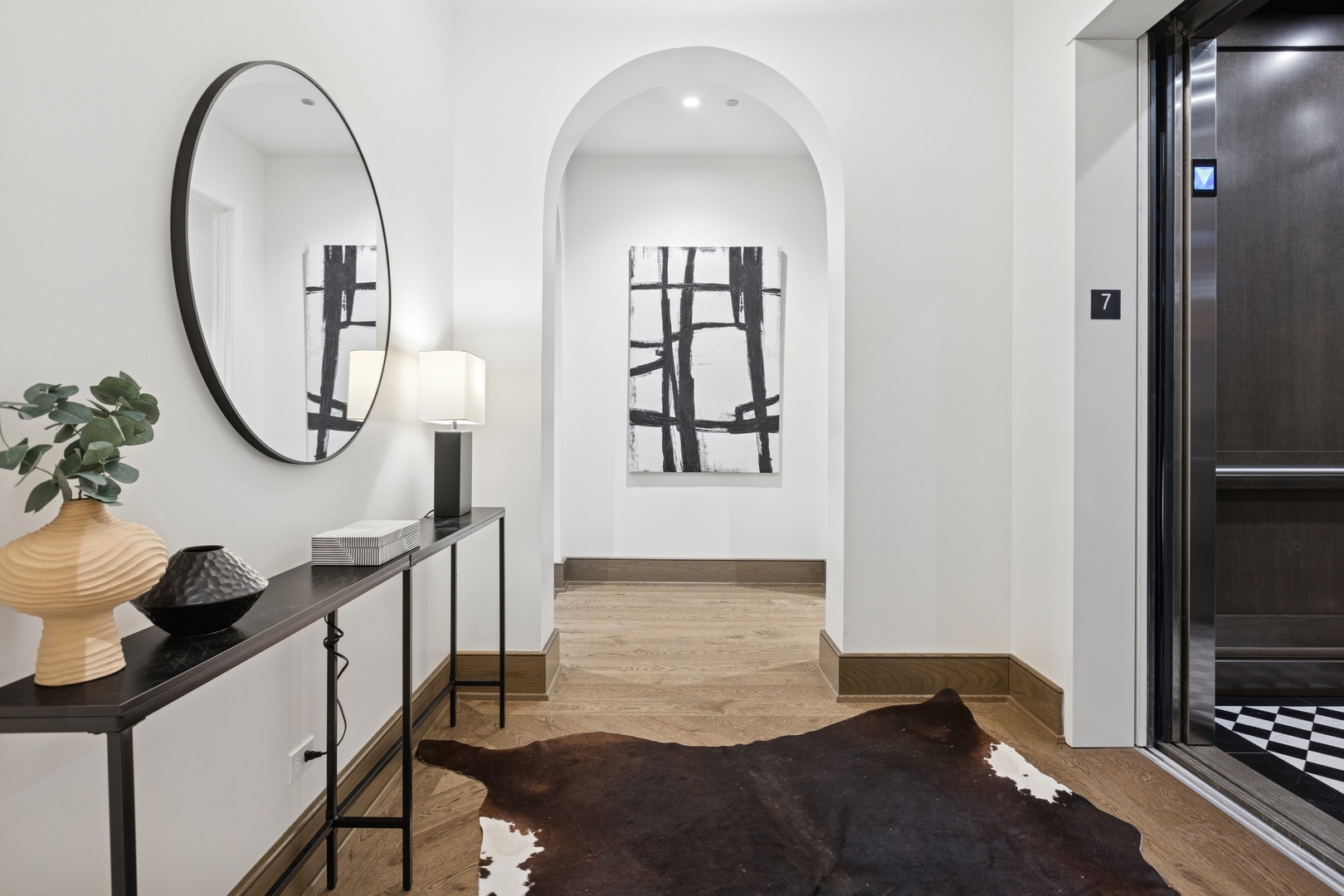 21 North May Street, Unit 903 Chicago, IL 60607 - Photo 3 of 55