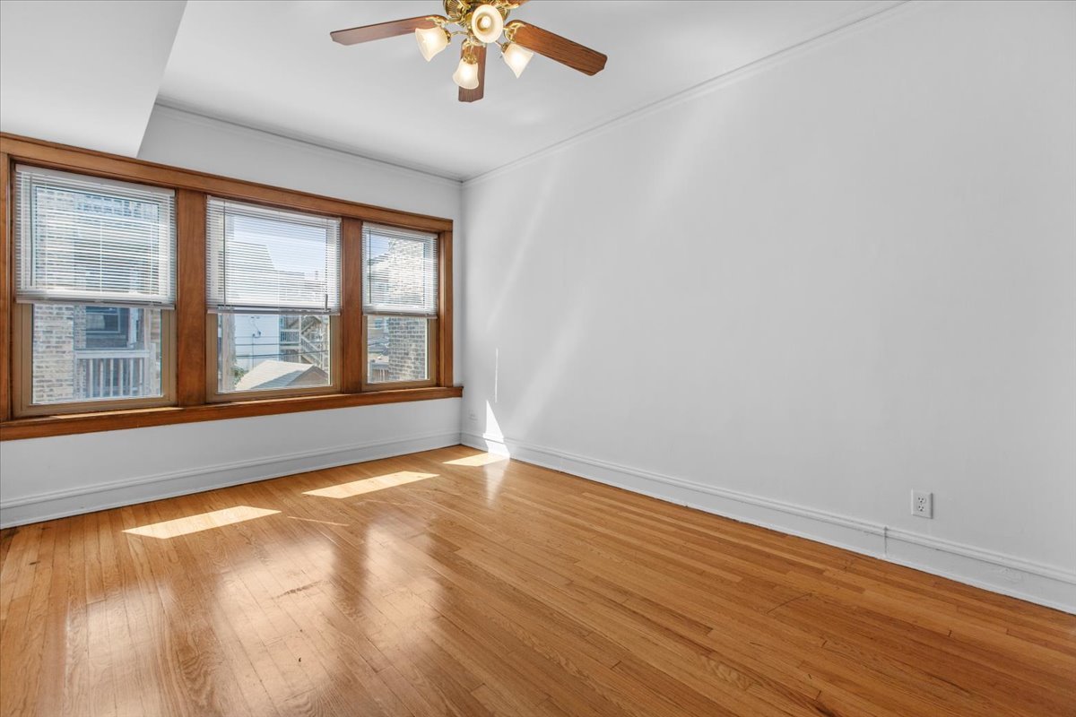 1537 West Addison Street, Unit 2 Chicago, IL 60657 - Photo 5 of 10