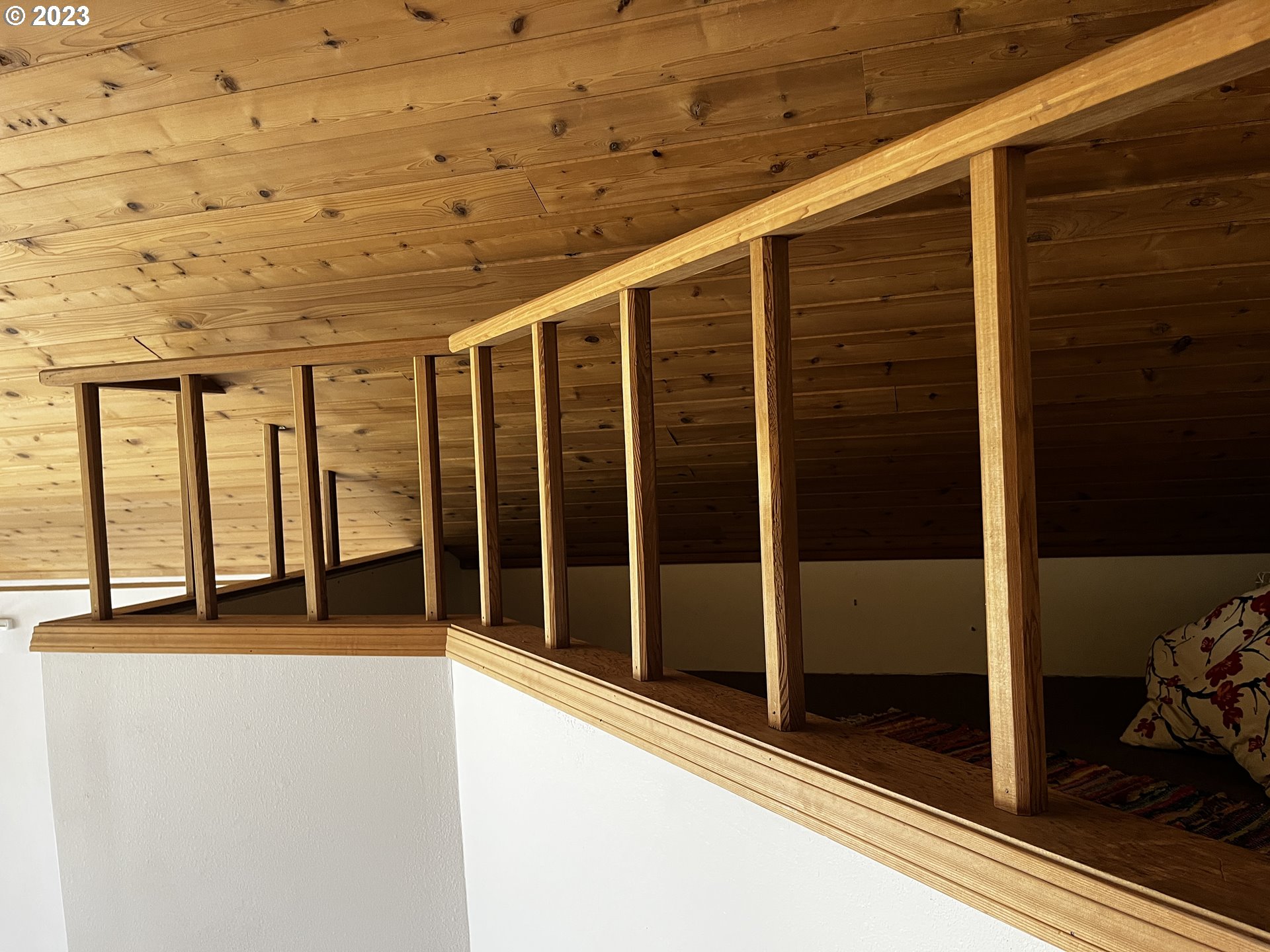 304 Elrod Place Maupin, OR 97037 - Photo 16 of 25