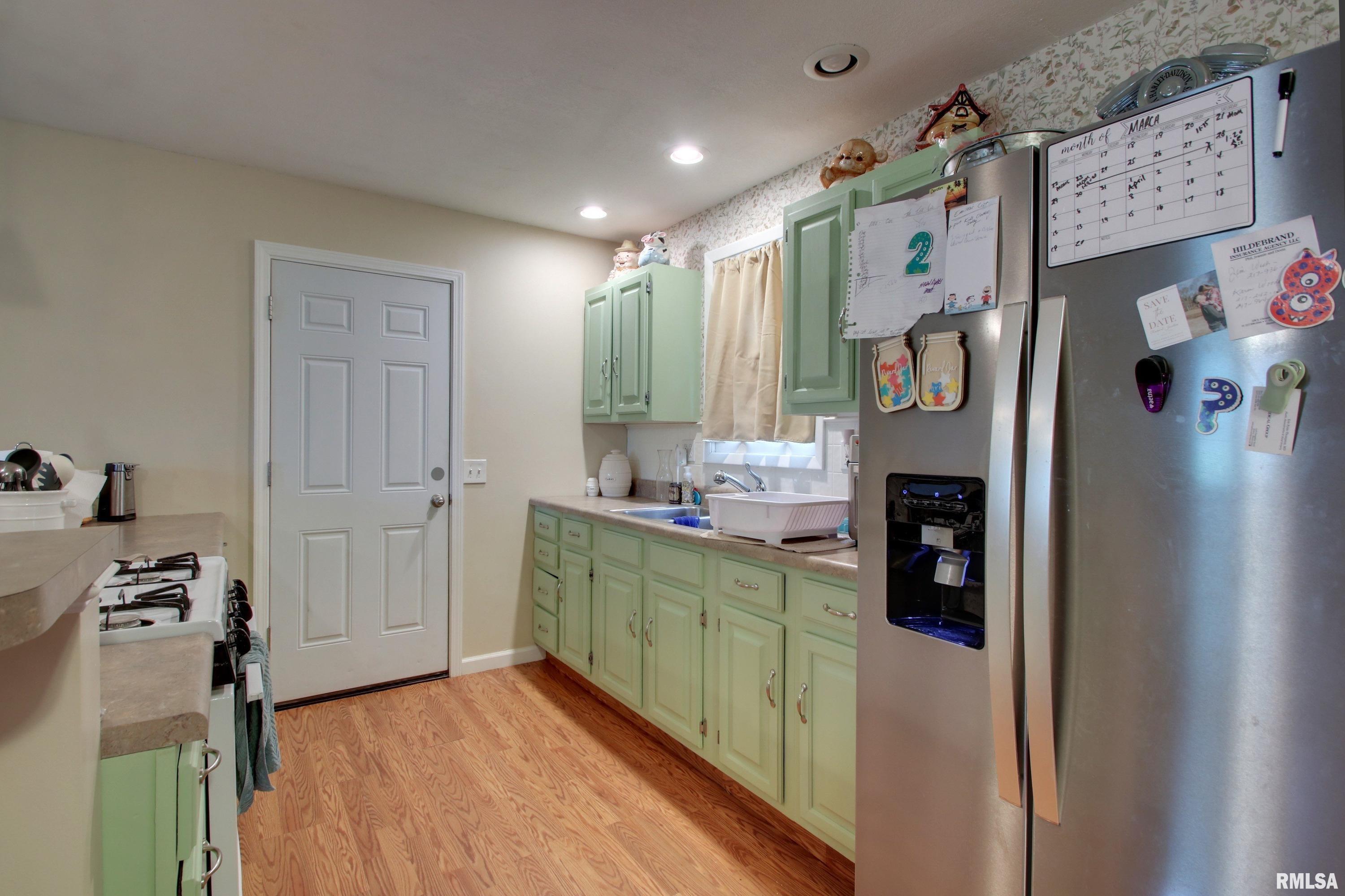 514 West Washington Street Mendon, IL 62351 - Photo 10 of 25