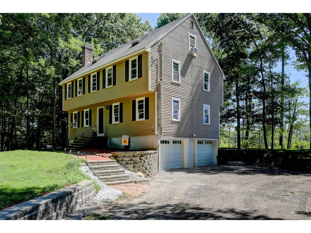 12 Old Auburn Road Derry, NH 03038 - Photo 2 of 20