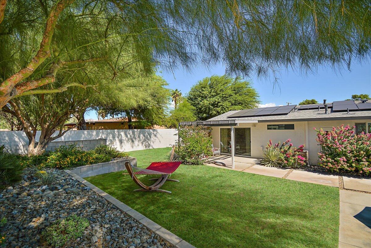 3005 North Chuperosa Road Palm Springs, CA 92262 - Photo 24 of 34 a view of a house with patio