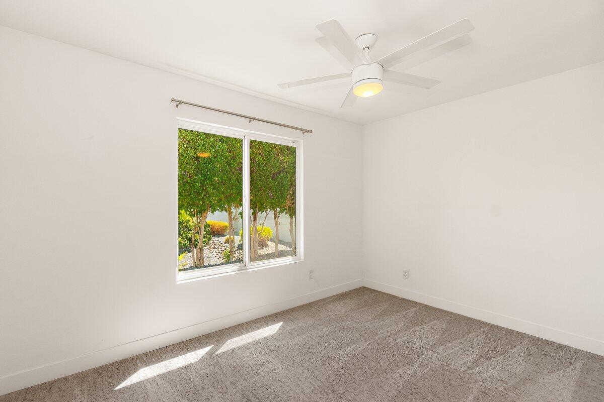 3005 North Chuperosa Road Palm Springs, CA 92262 - Photo 26 of 34 an empty room with a window