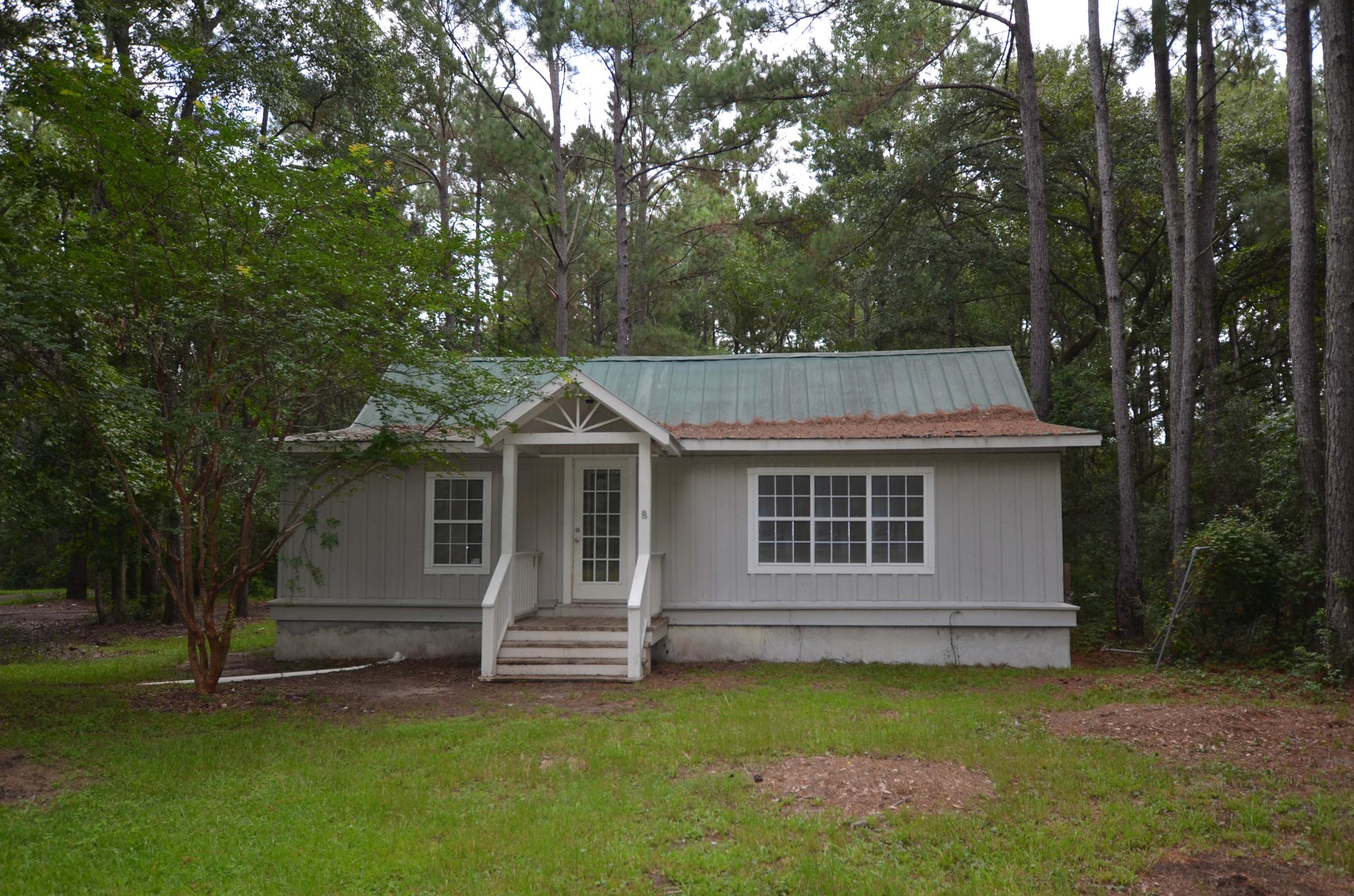 1406 Tibwin Road McClellanville, SC 29458 - Photo 1 of 17 1-front