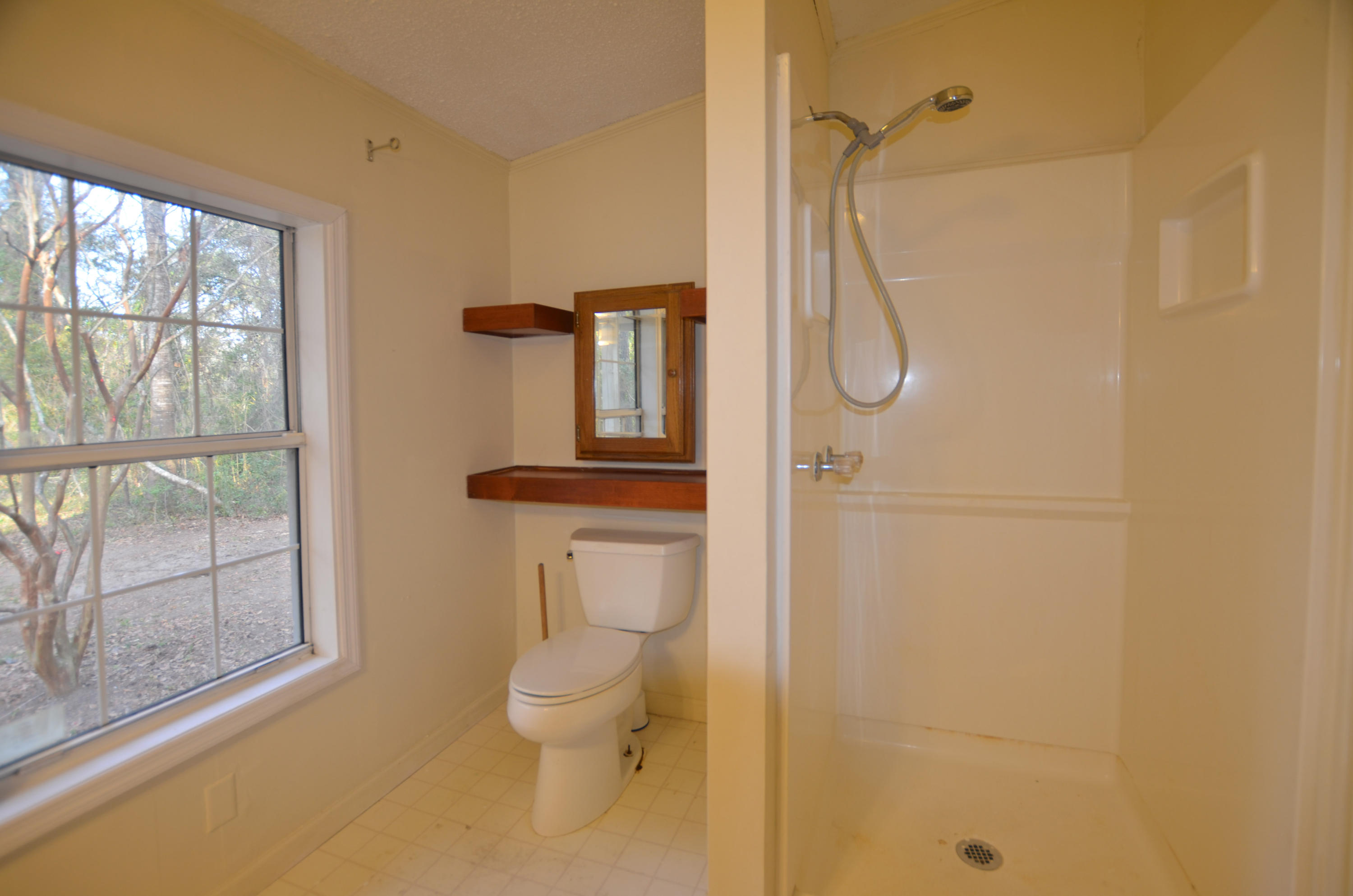 1406 Tibwin Road McClellanville, SC 29458 - Photo 13 of 17 13-bathroom2