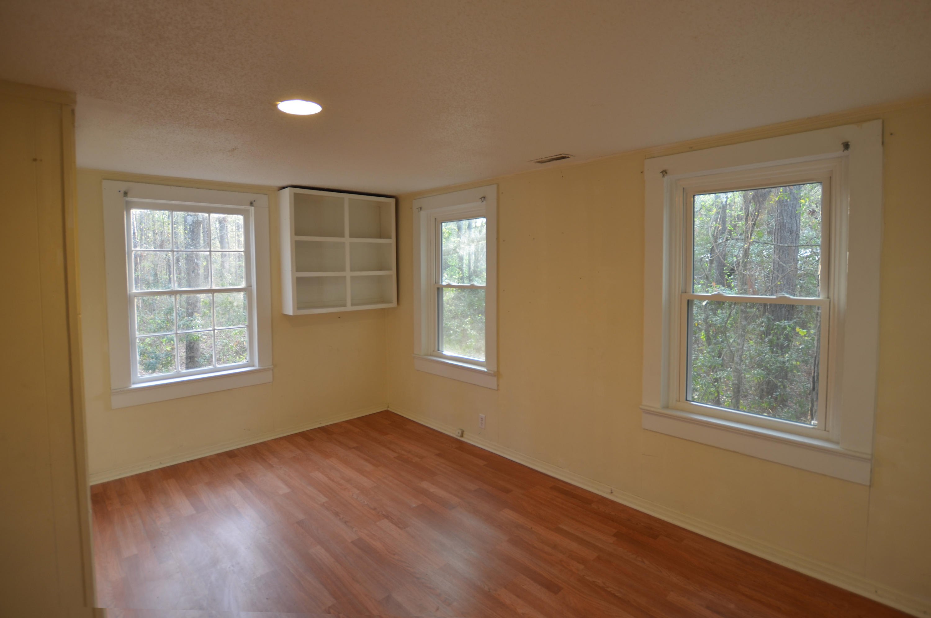 1406 Tibwin Road McClellanville, SC 29458 - Photo 14 of 17 14-bedroom1