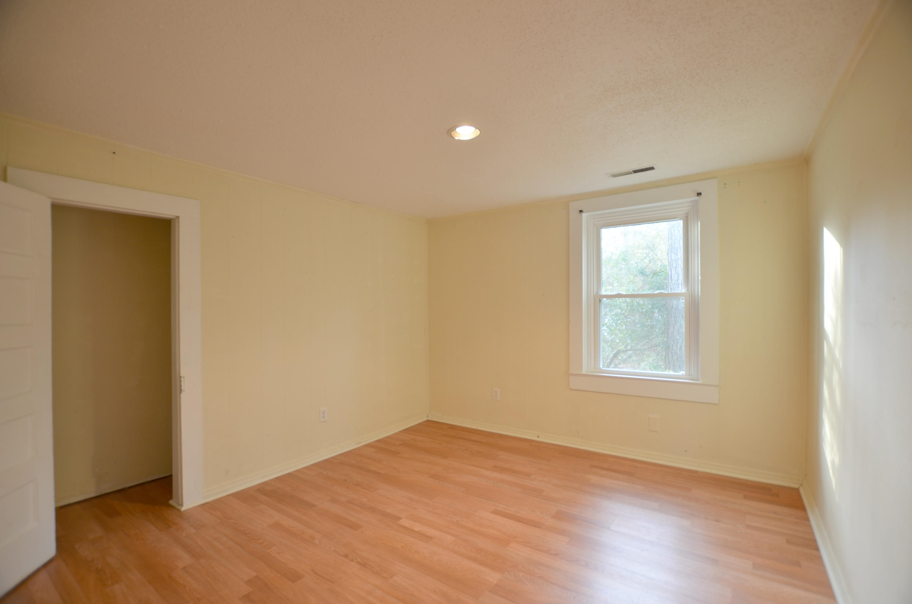 1406 Tibwin Road McClellanville, SC 29458 - Photo 15 of 17 15-bedroom2
