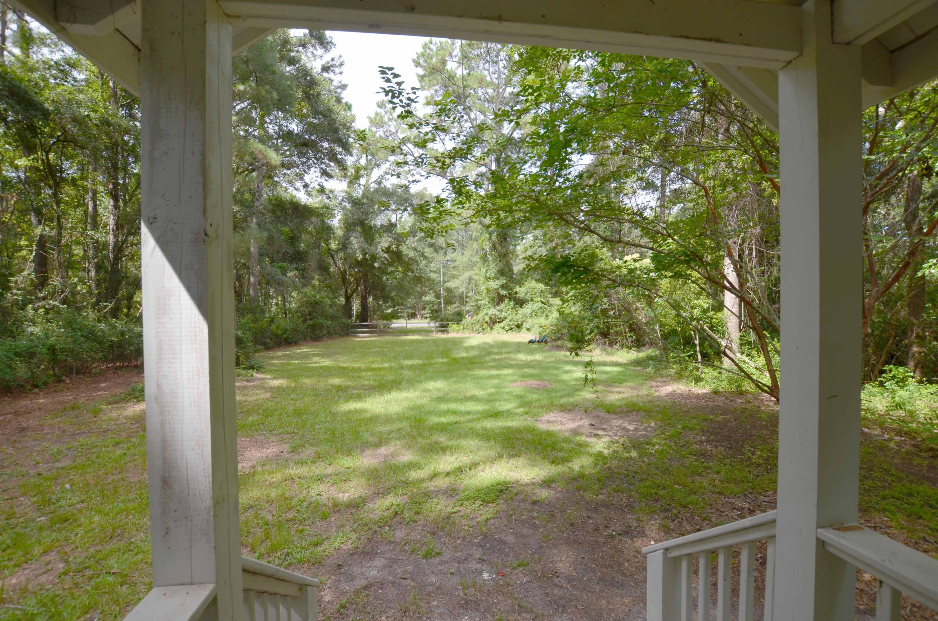 1406 Tibwin Road McClellanville, SC 29458 - Photo 3 of 17 3-front-yard