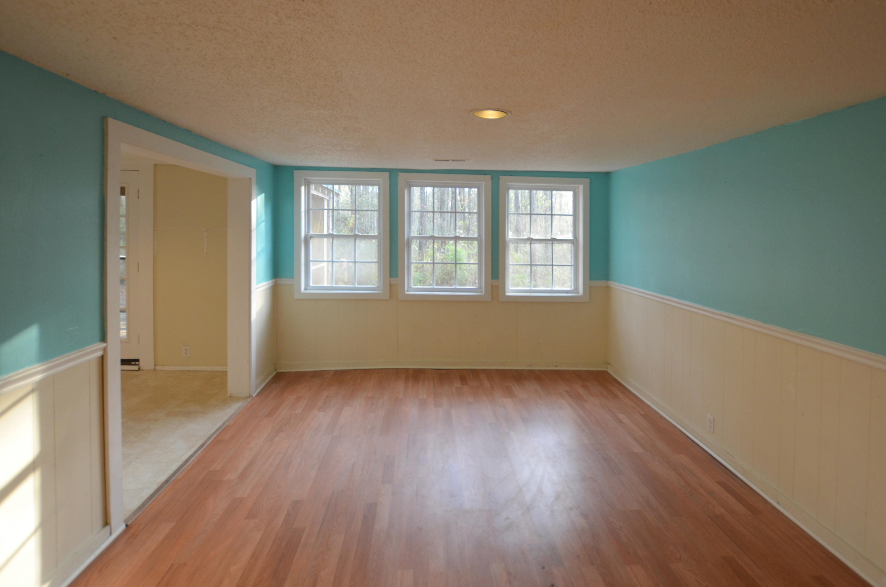 1406 Tibwin Road McClellanville, SC 29458 - Photo 8 of 17 8-dining