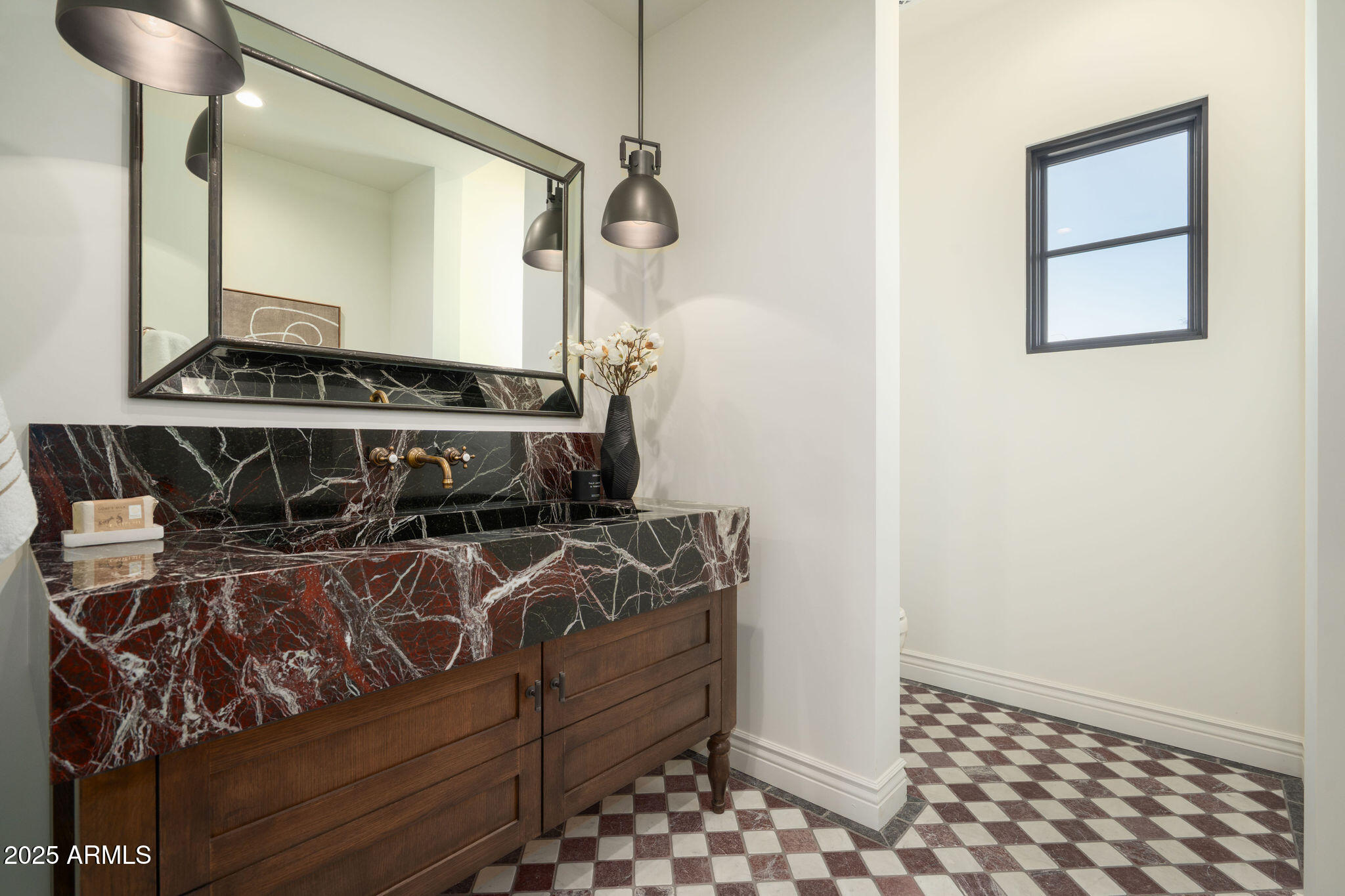 5902 East Cactus Wren Road Paradise Valley, AZ 85253 - Photo 42 of 72 a bed room with a bed and a window