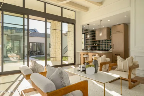 $15,999,999 | 5902 East Cactus Wren Road, Paradise Valley, AZ 85253