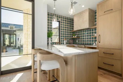 $15,999,999 | 5902 East Cactus Wren Road, Paradise Valley, AZ 85253