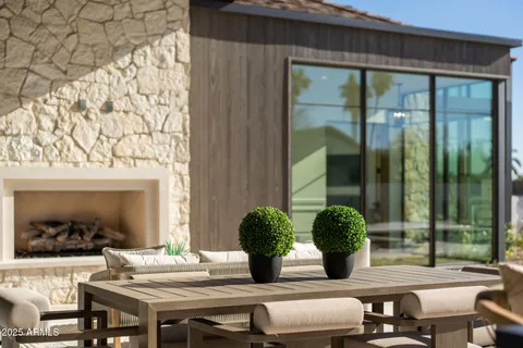 $15,999,999 | 5902 East Cactus Wren Road, Paradise Valley, AZ 85253