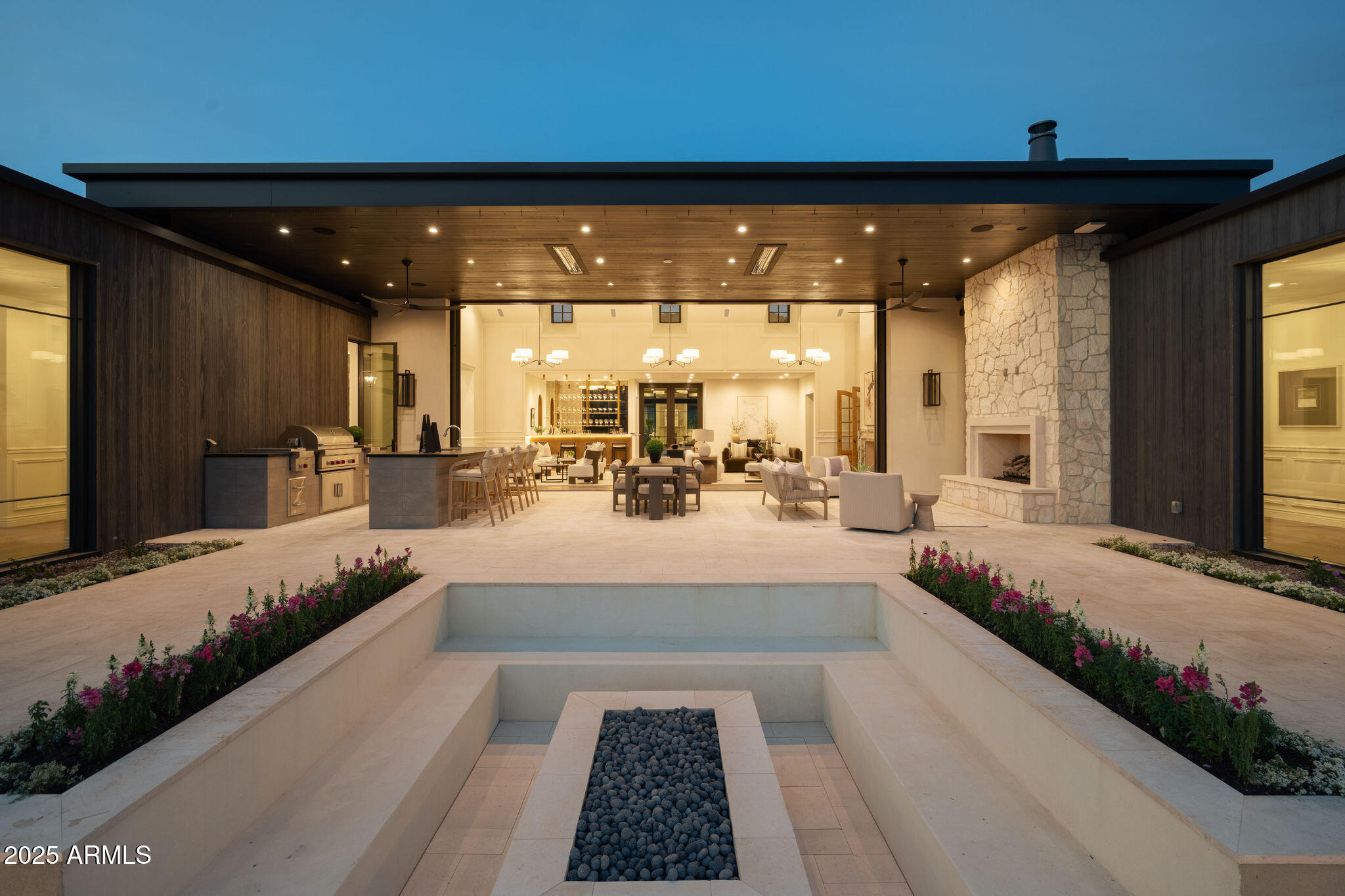 5902 East Cactus Wren Road Paradise Valley, AZ 85253 - Photo 69 of 72 a lobby with furniture and a large mirror