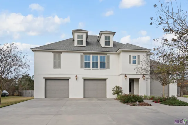 $945,000 | 18429 Amite Acres Drive, Prairieville, LA 70769