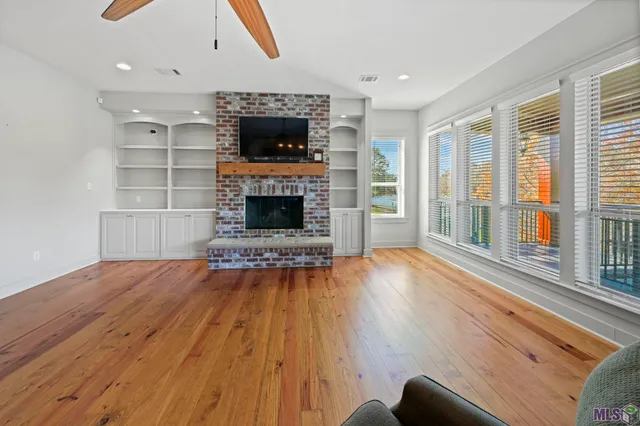 $945,000 | 18429 Amite Acres Drive, Prairieville, LA 70769