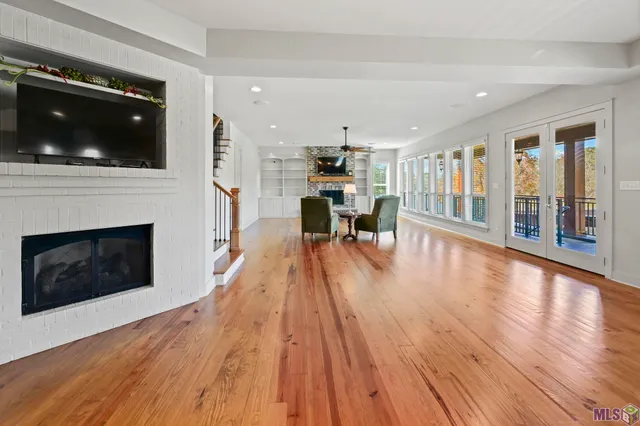 $945,000 | 18429 Amite Acres Drive, Prairieville, LA 70769