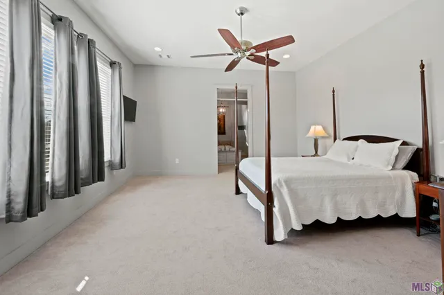 $945,000 | 18429 Amite Acres Drive, Prairieville, LA 70769