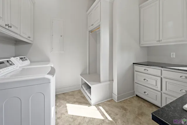 $945,000 | 18429 Amite Acres Drive, Prairieville, LA 70769