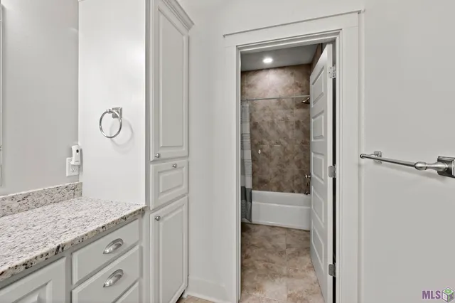 $945,000 | 18429 Amite Acres Drive, Prairieville, LA 70769