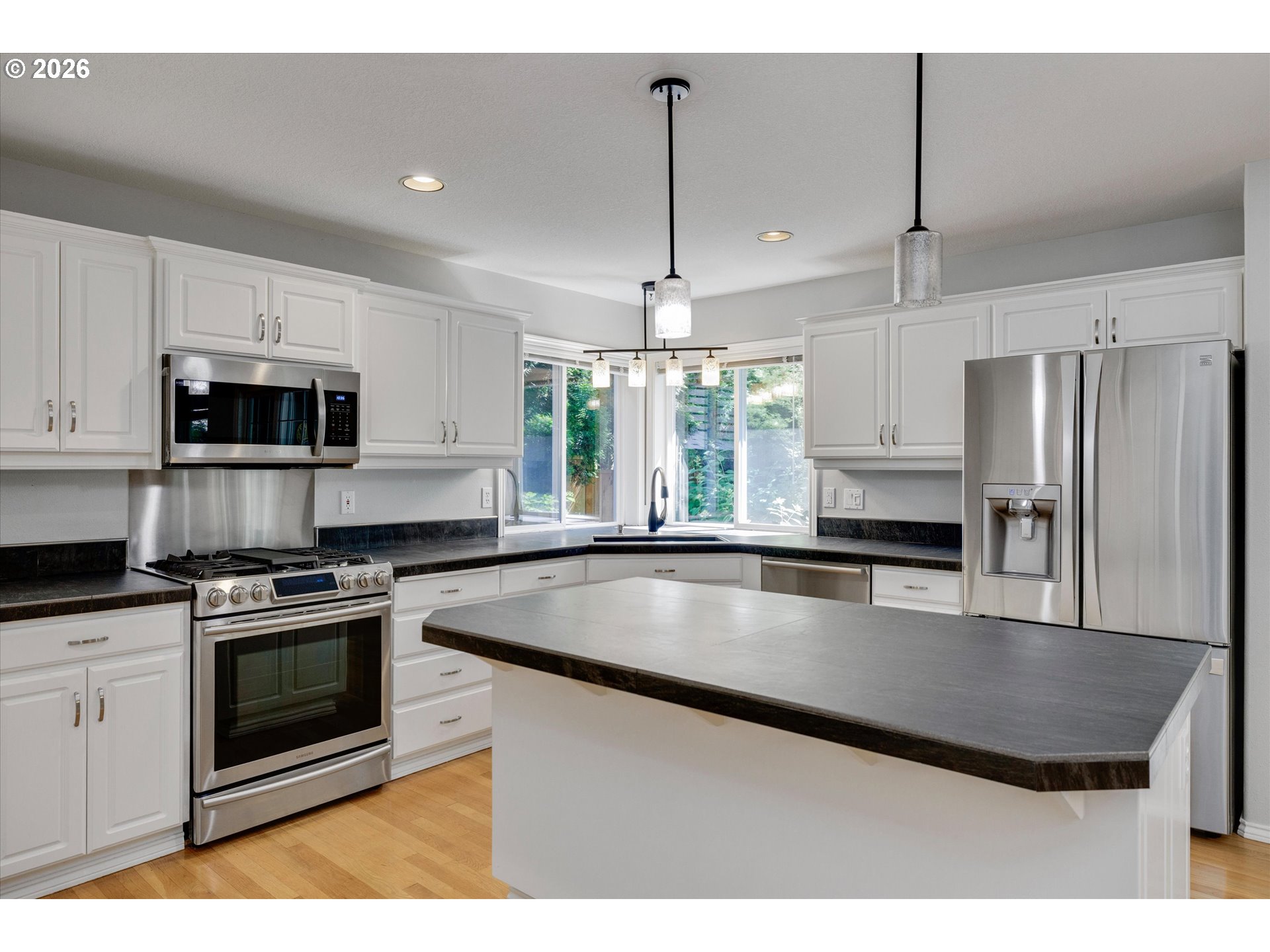2355 Ostman Road West Linn, OR 97068 - Photo 11 of 32