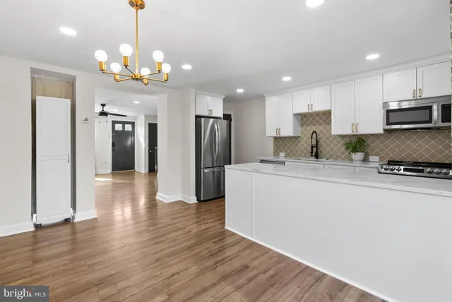 $2,300 | 720 Shaw Avenue, Lansdale, PA 19446