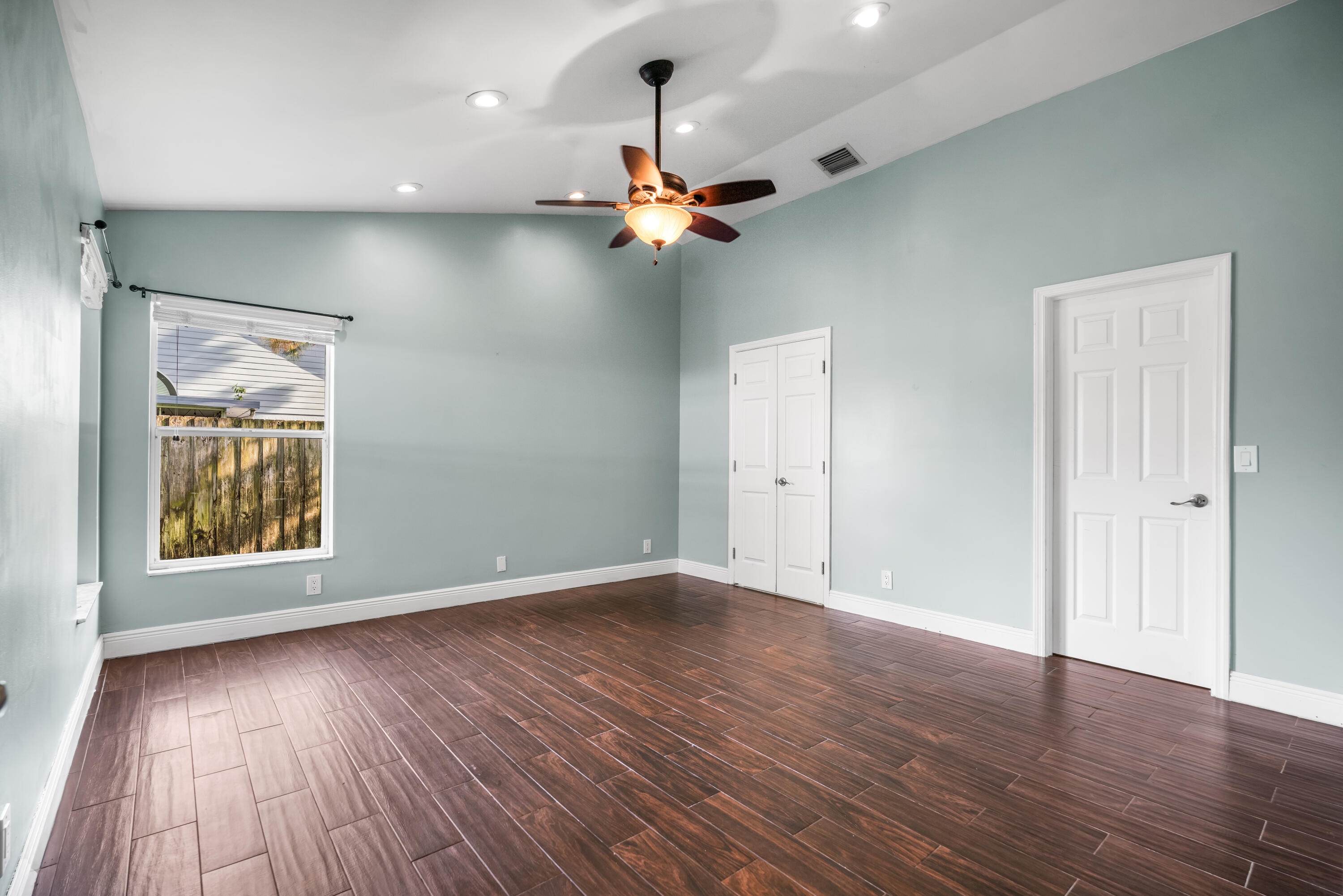 6118 Pompano Street Jupiter, FL 33458 - Photo 21 of 43 DSC03020