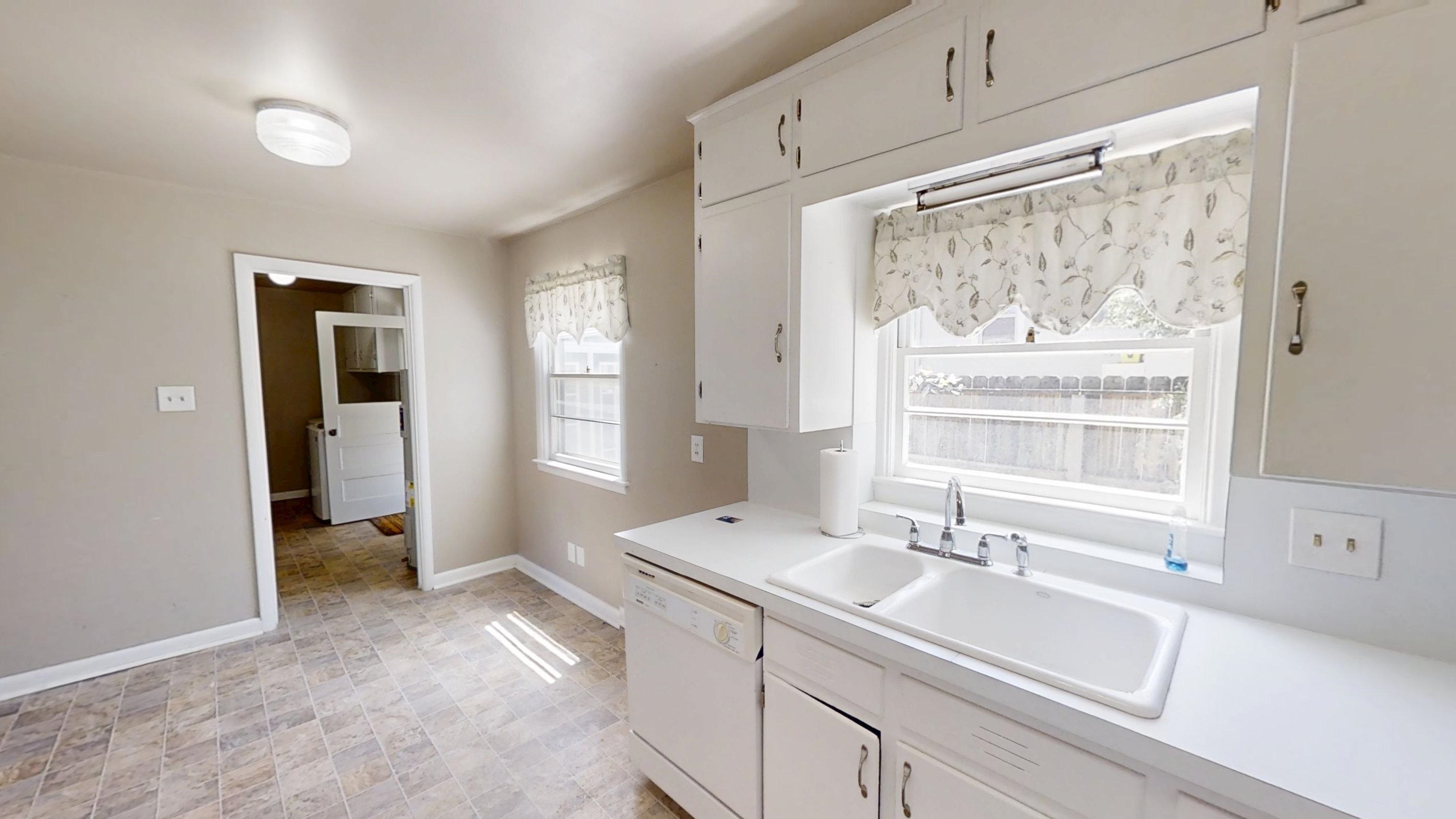 241 West 11th Street Casper, WY 82601 - Photo 12 of 34