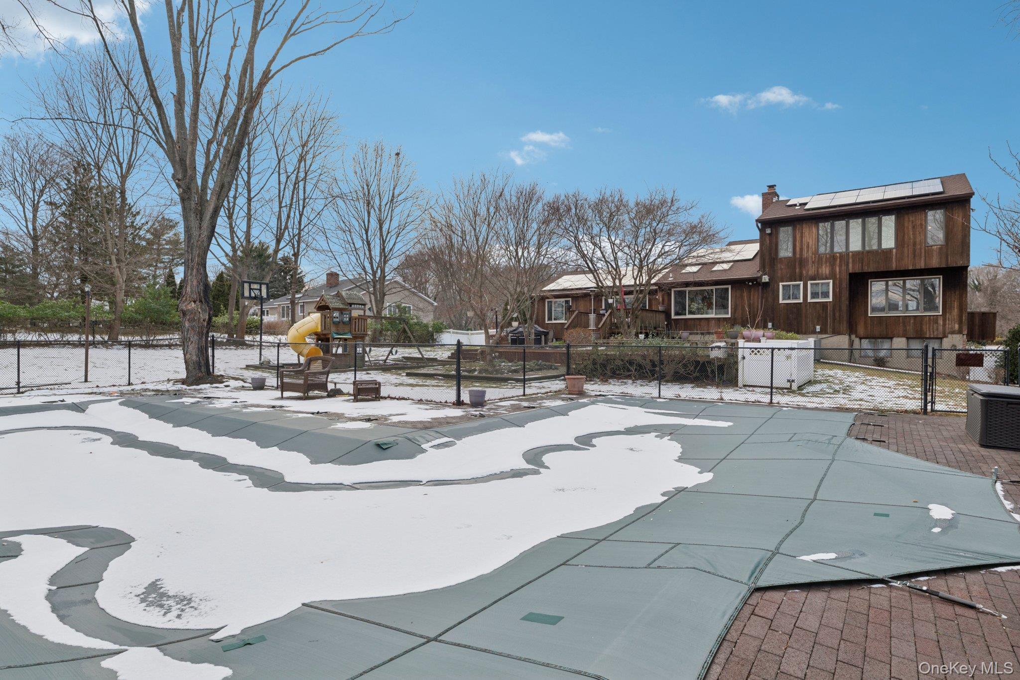 16 Fox Hollow Ridings Road Northport, NY 11768 - Photo 27 of 30