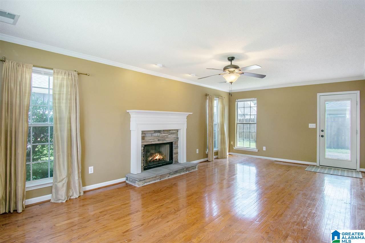 502 Cedar Grove Circle Alabaster, AL 35114 - Photo 5 of 21
