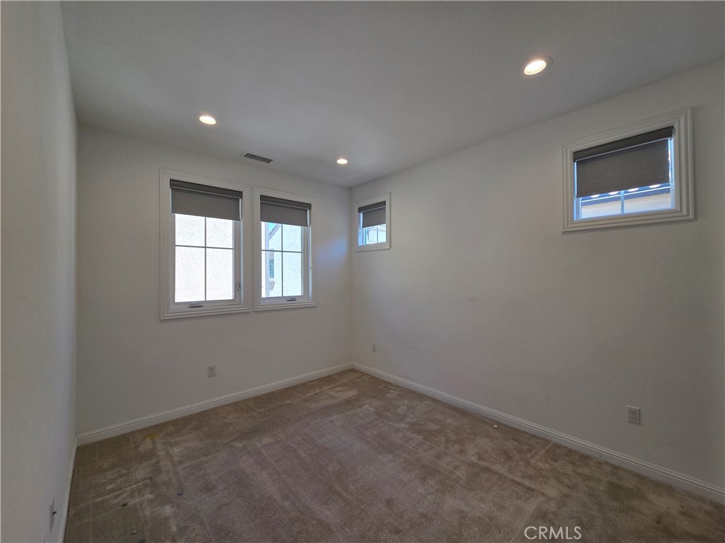 20640 West Chestnut Circle Porter Ranch, CA 91326 - Photo 14 of 26 Gallery Image 14