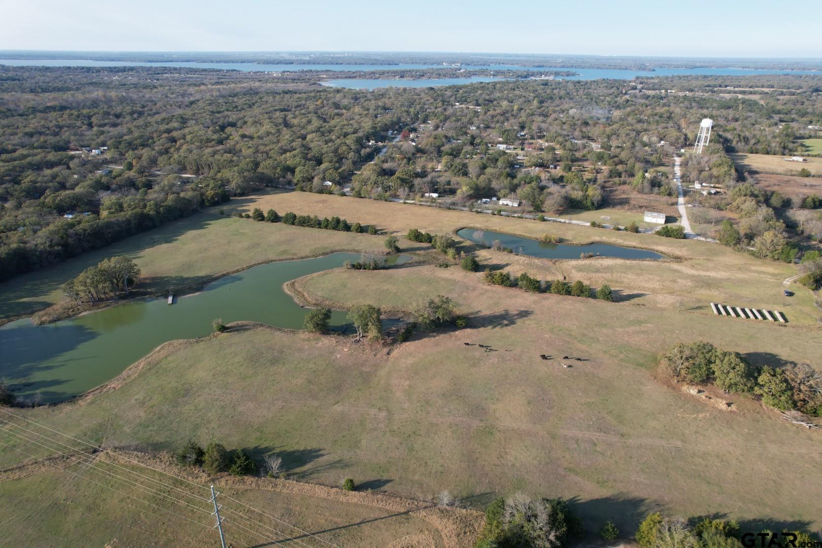 3827 Wills Point Wills Point, TX 75169 - Photo 17 of 23 an aerial view of a houses