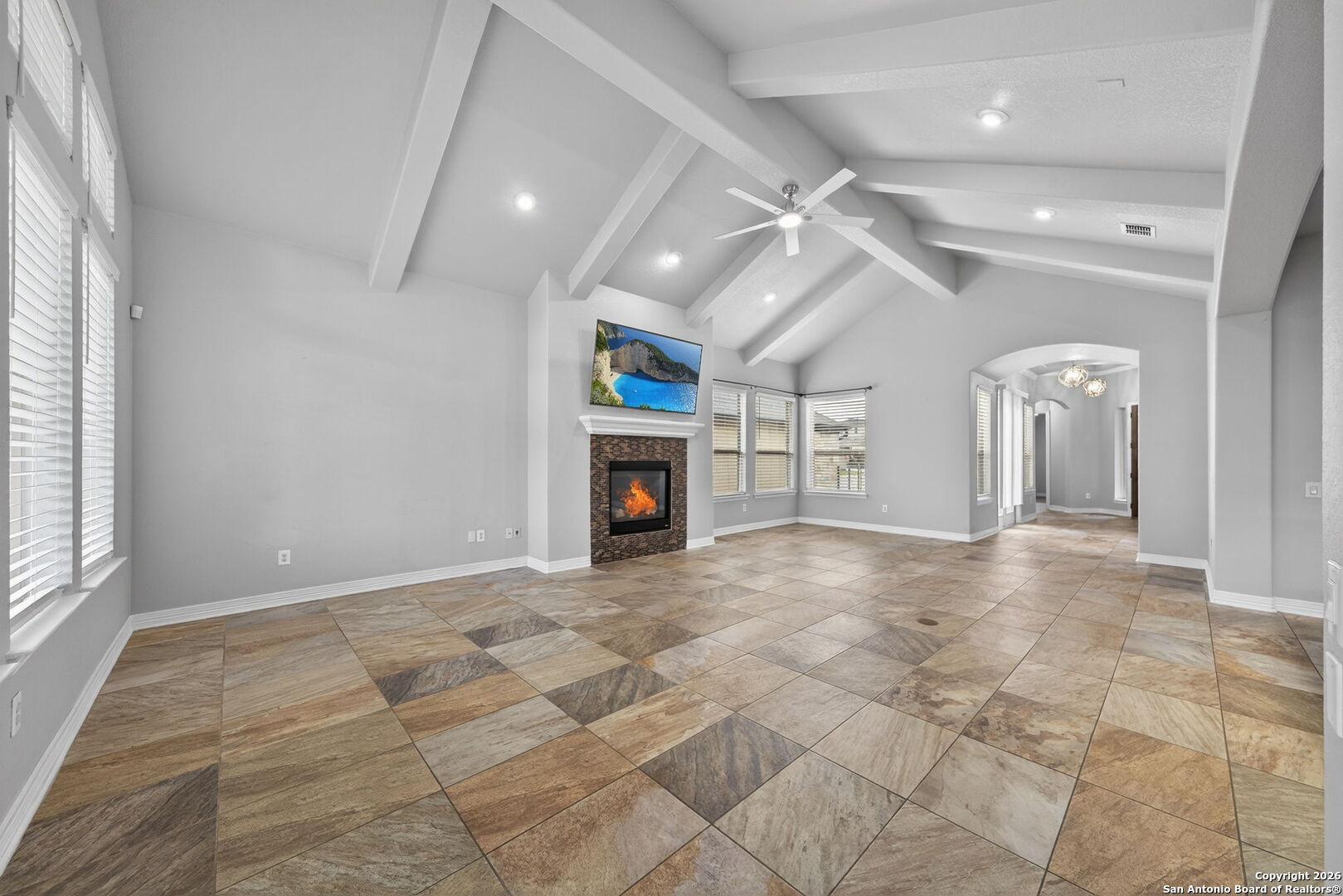 9911 Barefoot Way Boerne, TX 78006 - Photo 11 of 42