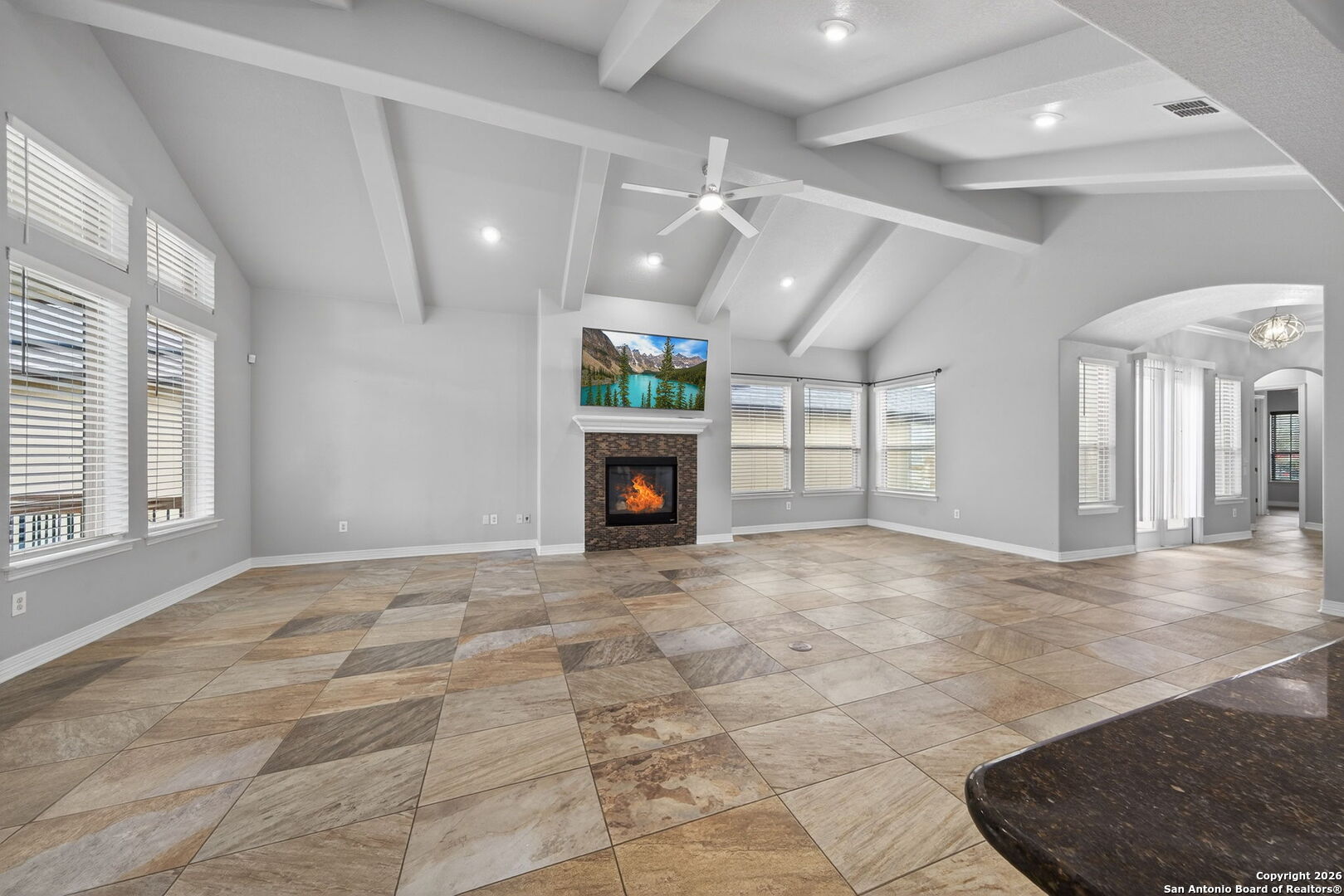 9911 Barefoot Way Boerne, TX 78006 - Photo 10 of 42