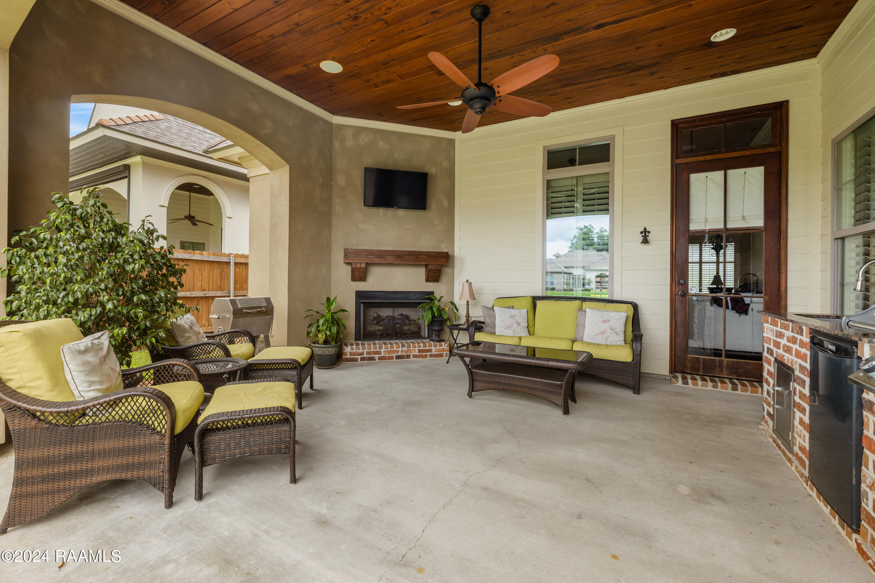 209 Rue De Frejus Broussard, LA 70518 - Photo 32 of 47 209 Rue De Frejus-5