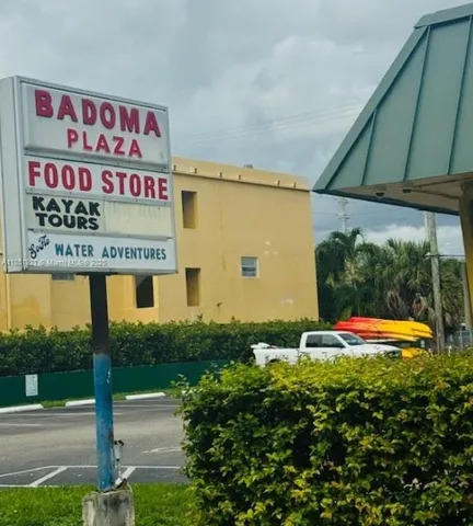 $2,300 | 2425 Northeast 135th Street, Unit 401, North Miami, FL 33181