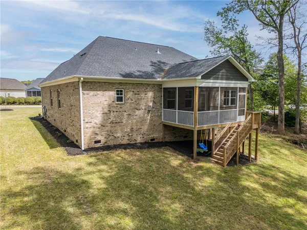 $530,000 | 209 Eagles View Drive, Seneca, SC 29678