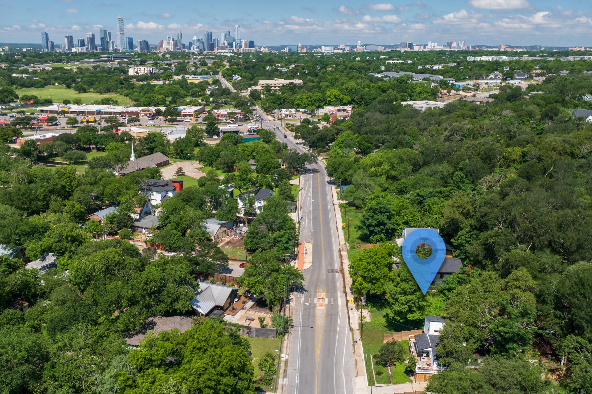 3600 Oak Springs Drive Austin, TX 78721 - Photo 3 of 22