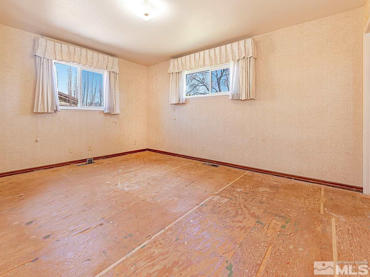 998 Bowman Drive Reno, NV 89503 - Photo 11 of 26 Photo 11