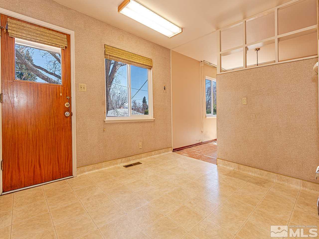 998 Bowman Drive Reno, NV 89503 - Photo 9 of 26 Photo 9